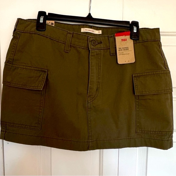 Levi's Dresses & Skirts - Levi's Khaki Cargo Mini Skirt